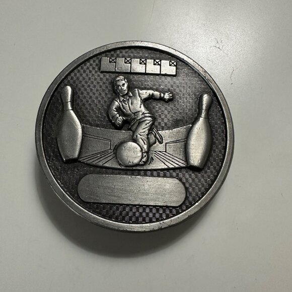 VTG 1976 Bergamot Brass Works Hal Larson 0-85 2.5” Round Bowling Belt Buckle - Picture 1 of 5